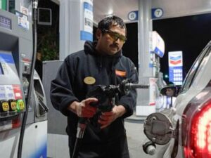 Oregon Democrats’ gas tax that was used to improve roads could hit pothole